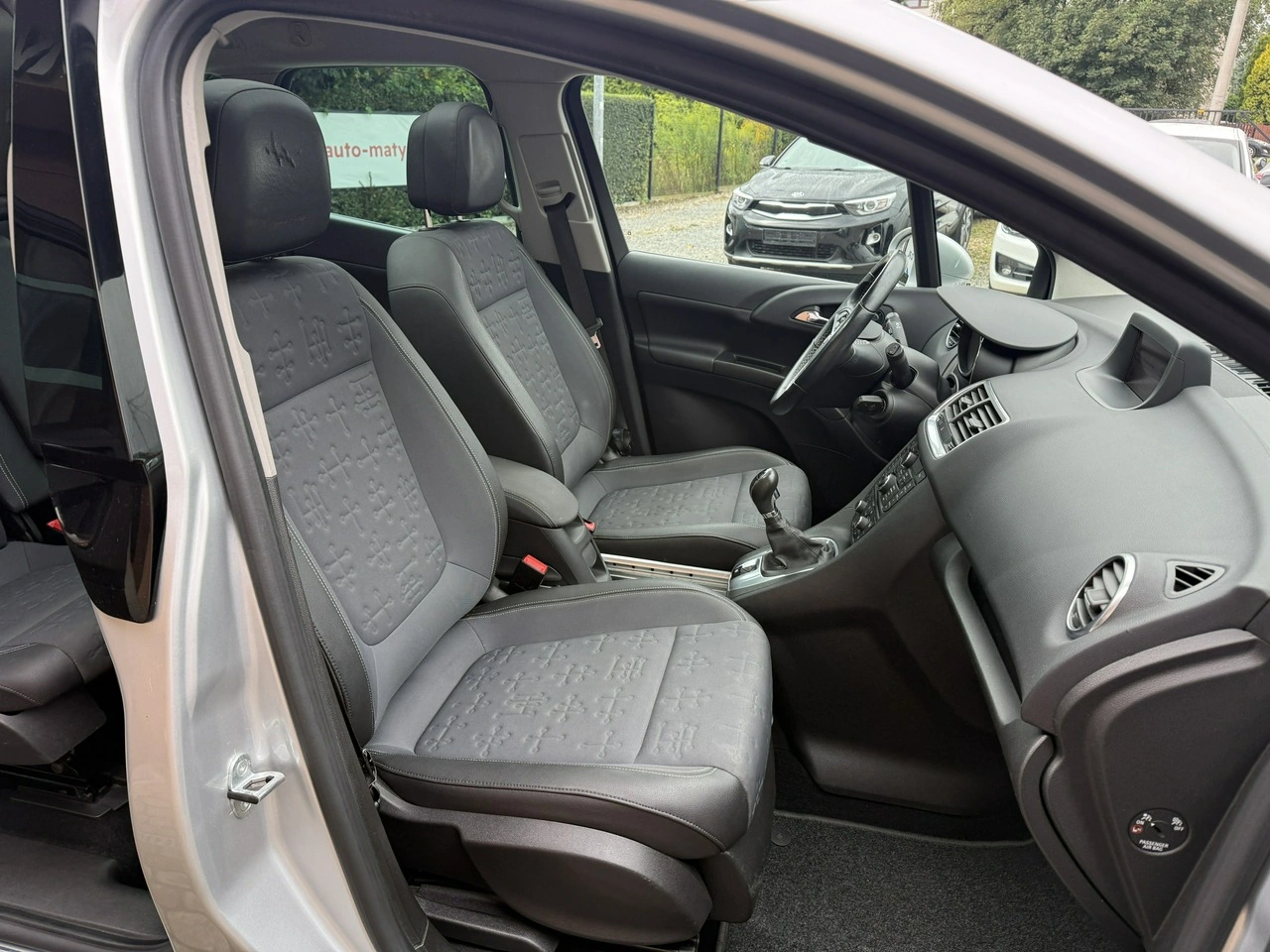 Opel Meriva - Zdjęcie 20
