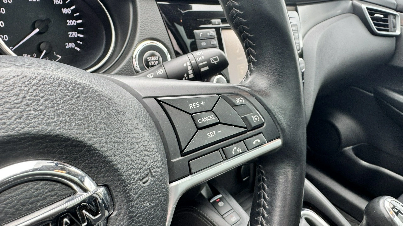 Nissan Qashqai - Zdjęcie 16