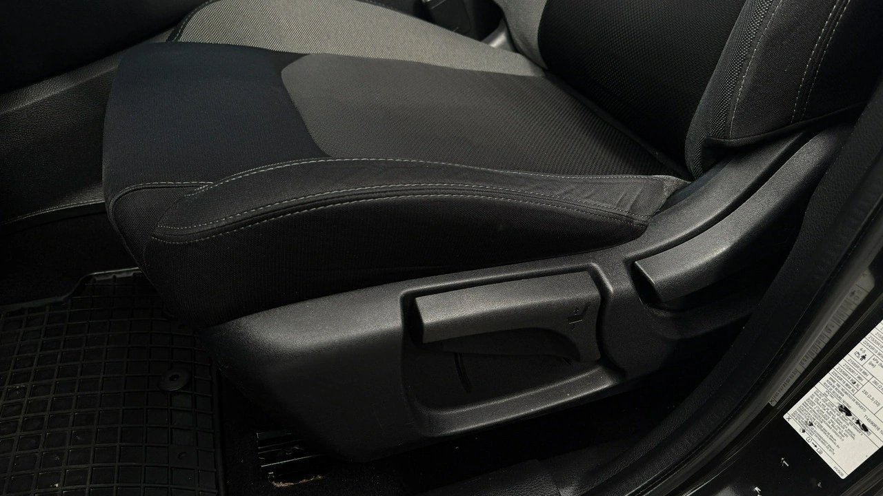 Nissan Qashqai - Zdjęcie 33