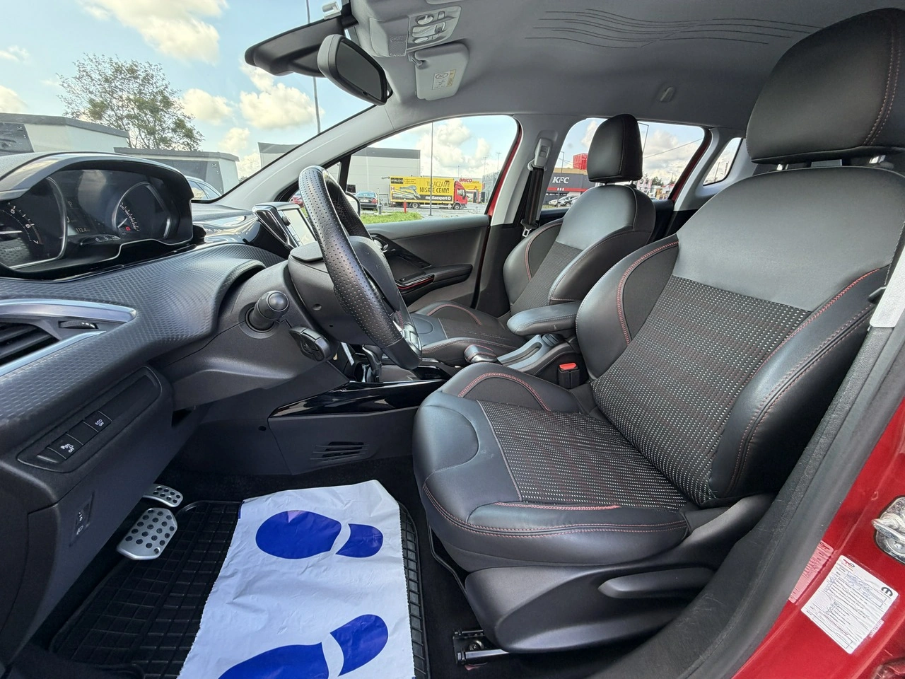 Peugeot 2008 - Zdjęcie 15