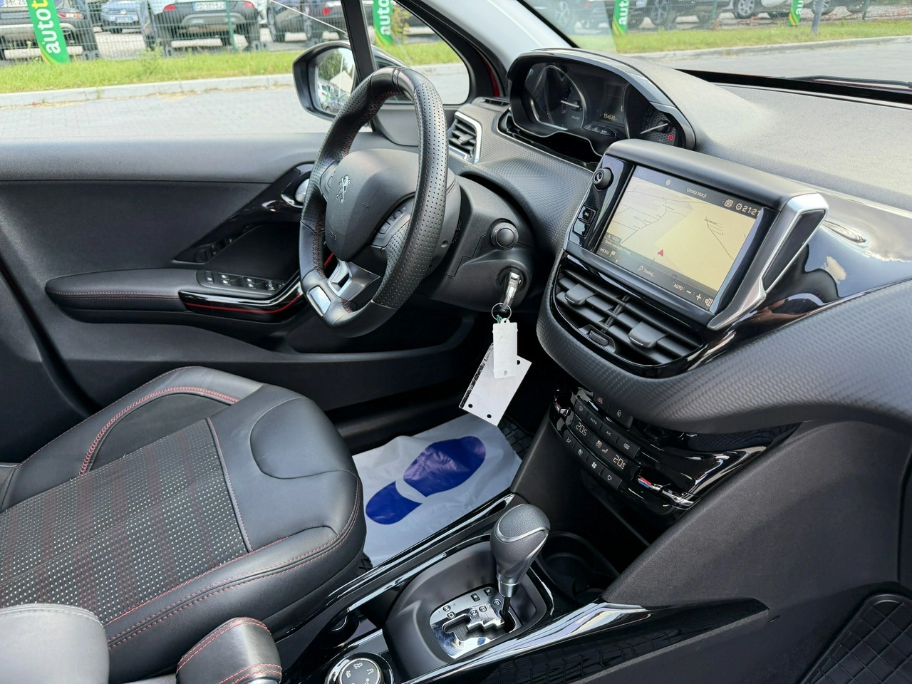 Peugeot 2008 - Zdjęcie 35