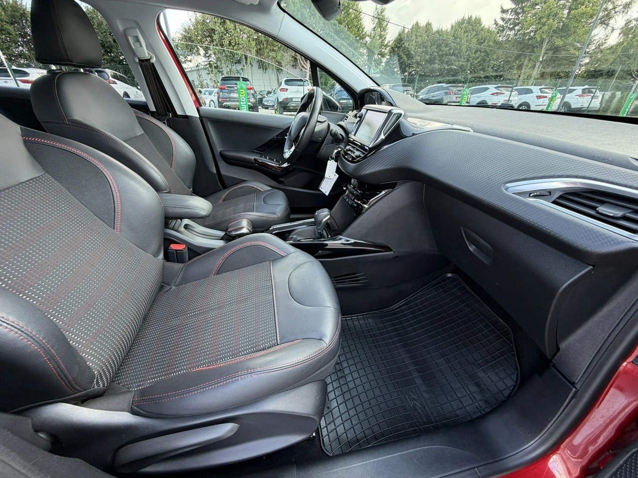 Peugeot 2008 - Zdjęcie 34