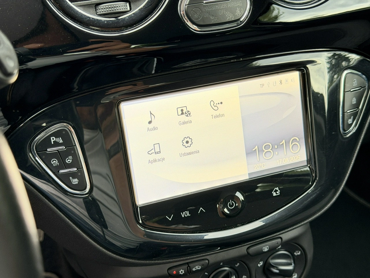 Opel Adam - Zdjęcie 18