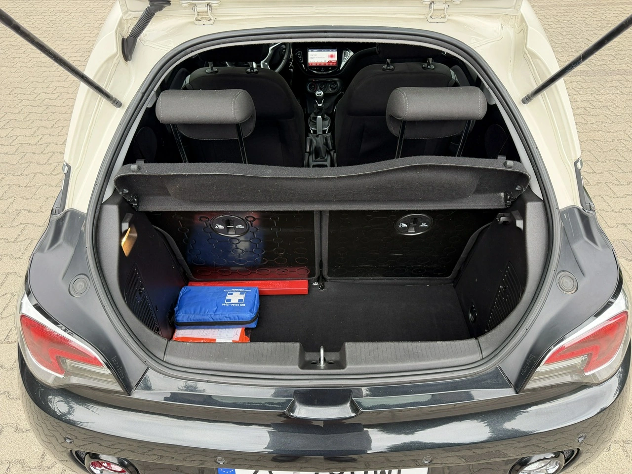 Opel Adam - Zdjęcie 33