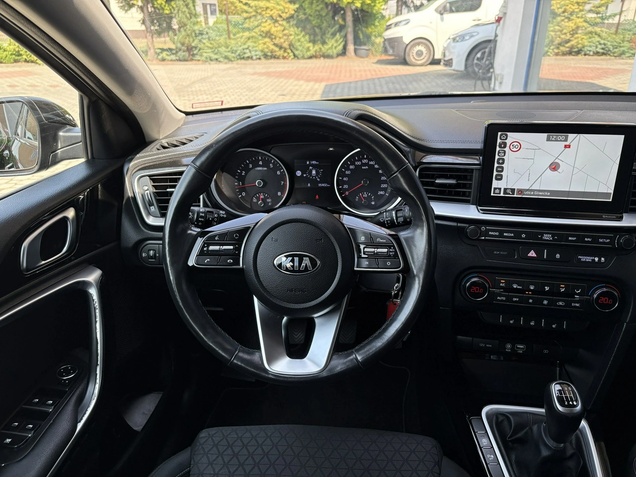 Kia Ceed - Zdjęcie 20