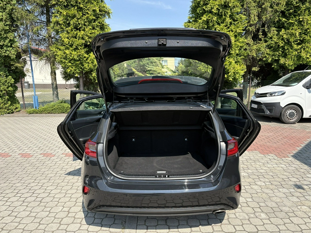 Kia Ceed - Zdjęcie 29