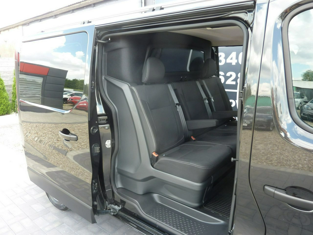 Nissan NV300 - Zdjęcie 31