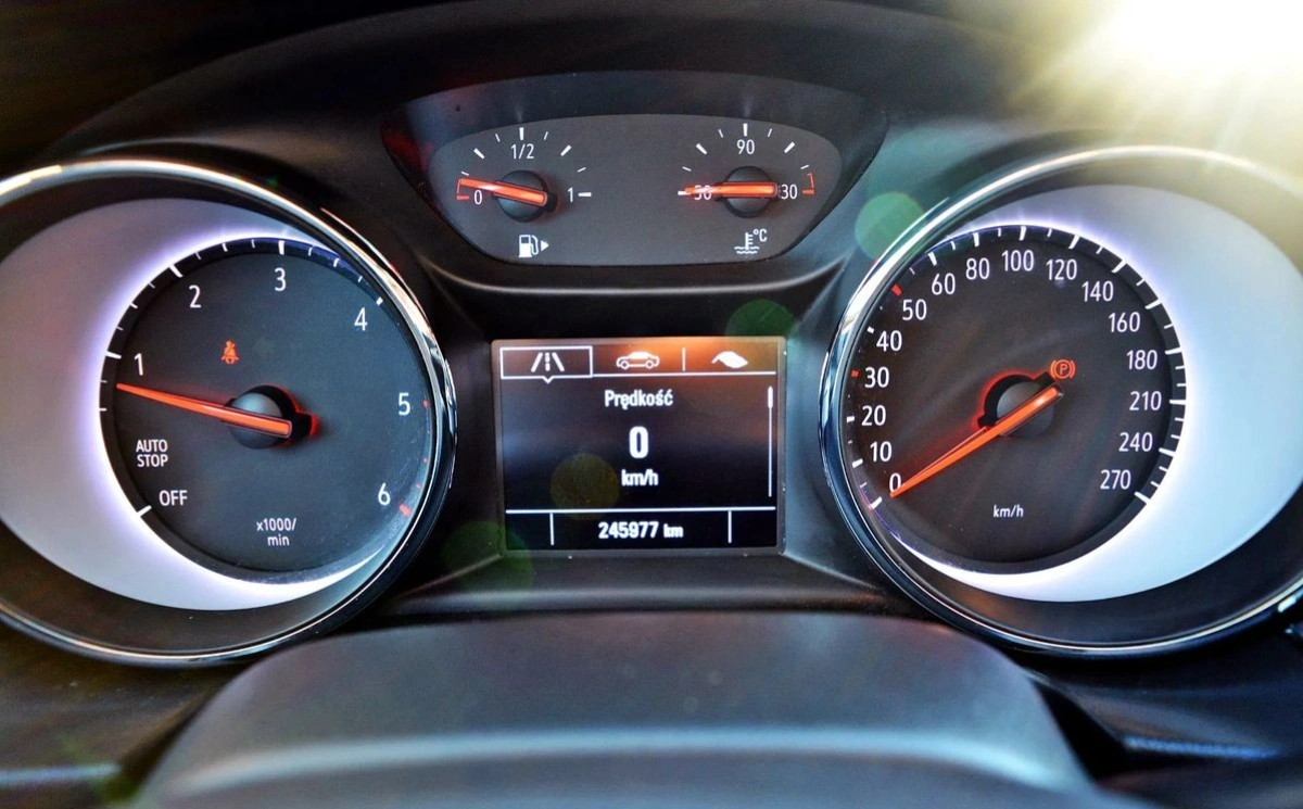 Opel Insignia - Zdjęcie 5