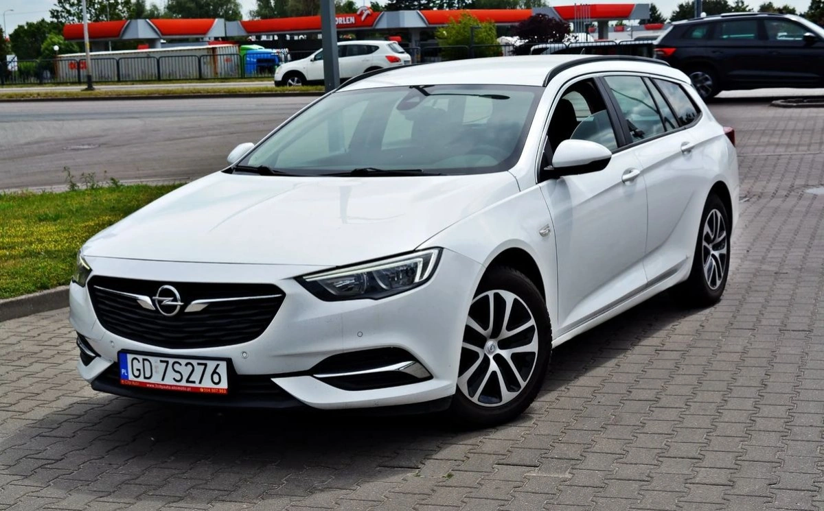 Opel Insignia - Zdjęcie 19