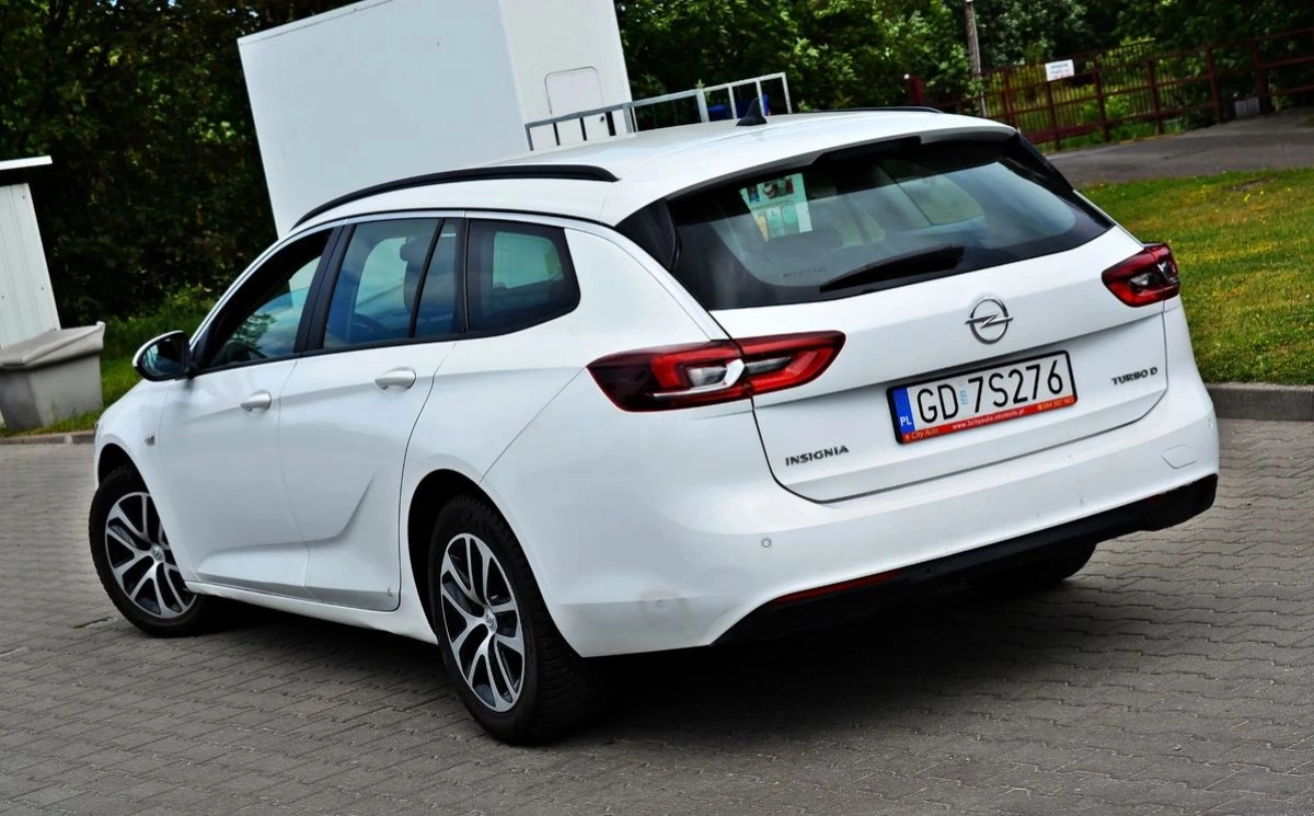 Opel Insignia - Zdjęcie 21