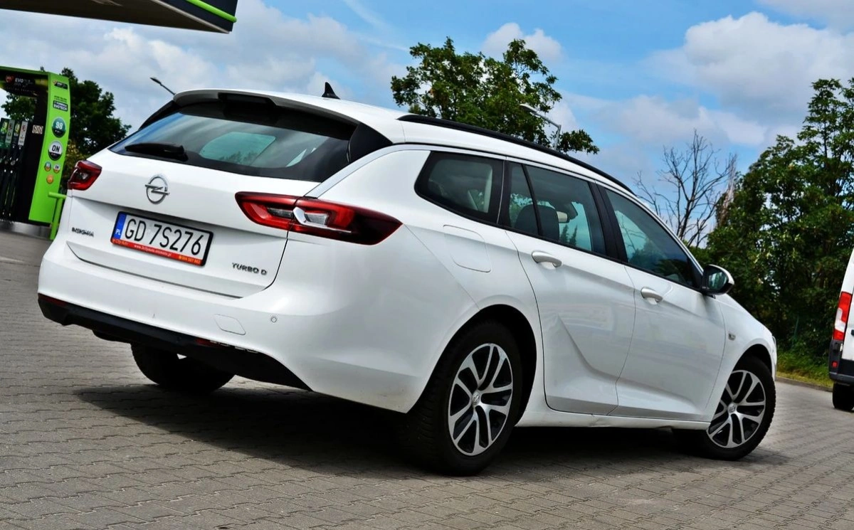 Opel Insignia - Zdjęcie 24