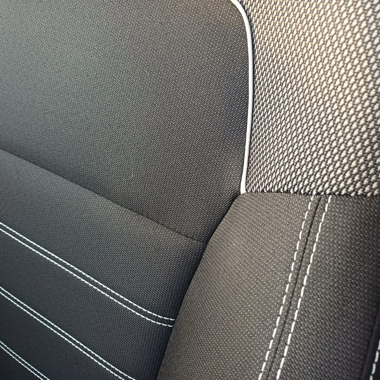 Dacia Sandero - Zdjęcie 15