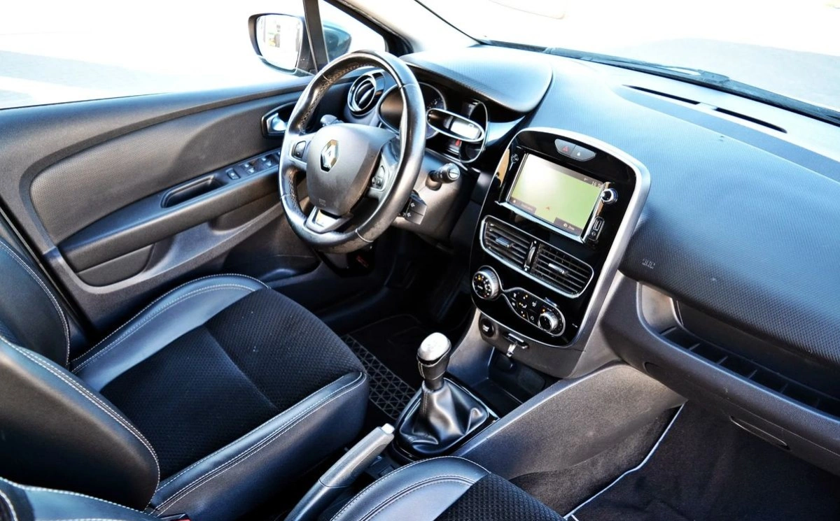 Renault Clio - Zdjęcie 6