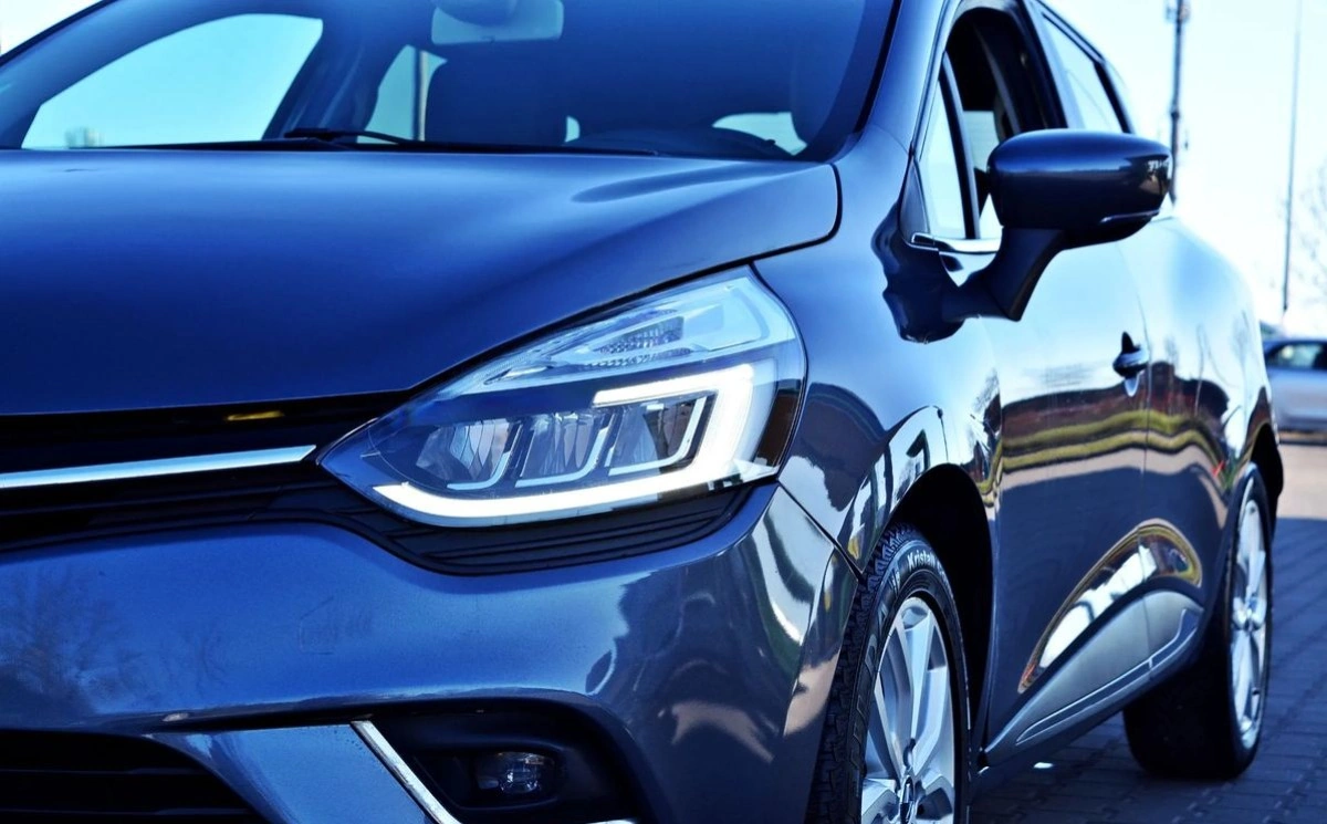 Renault Clio - Zdjęcie 14