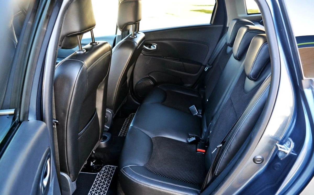 Renault Clio - Zdjęcie 23