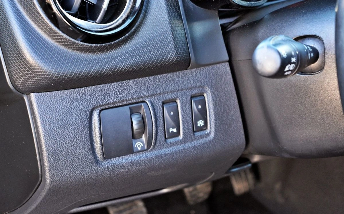 Renault Clio - Zdjęcie 26