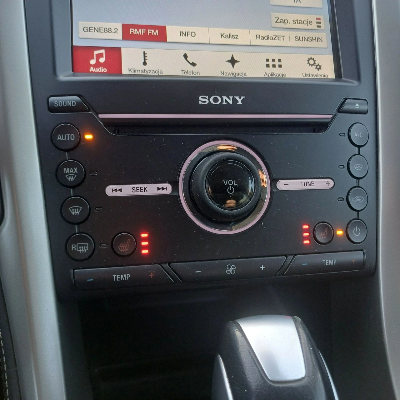 Ford Mondeo - Zdjęcie 17