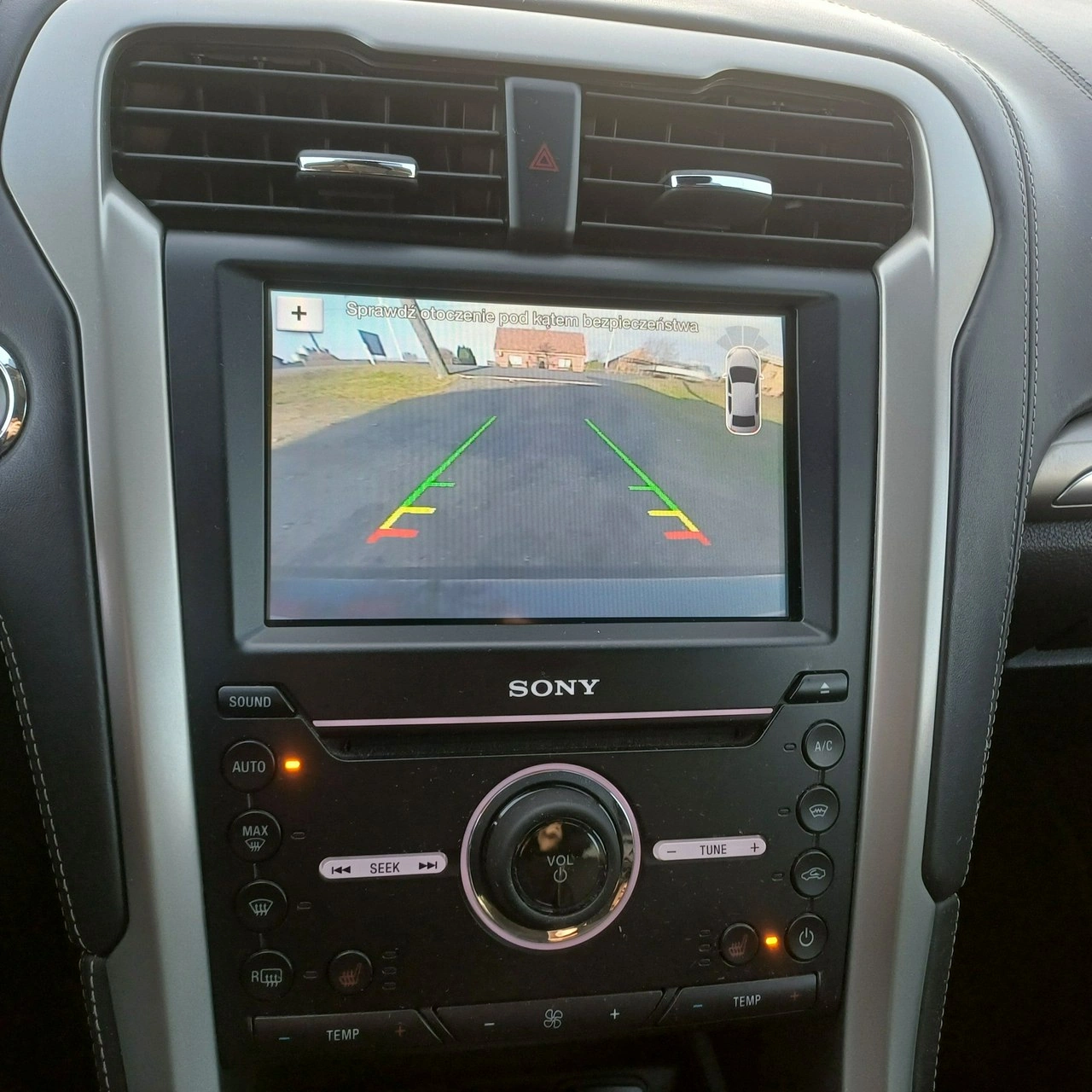 Ford Mondeo - Zdjęcie 19