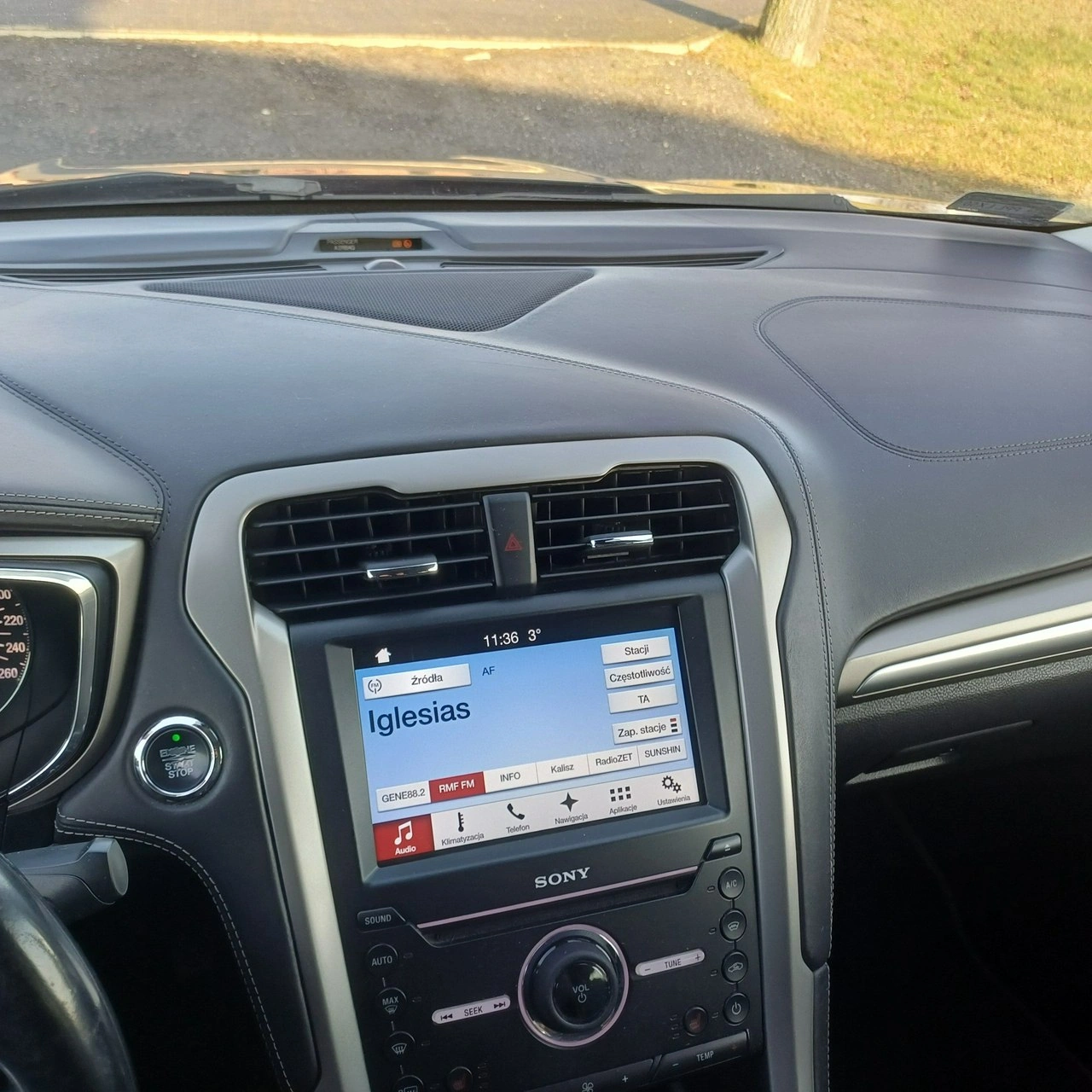 Ford Mondeo - Zdjęcie 20