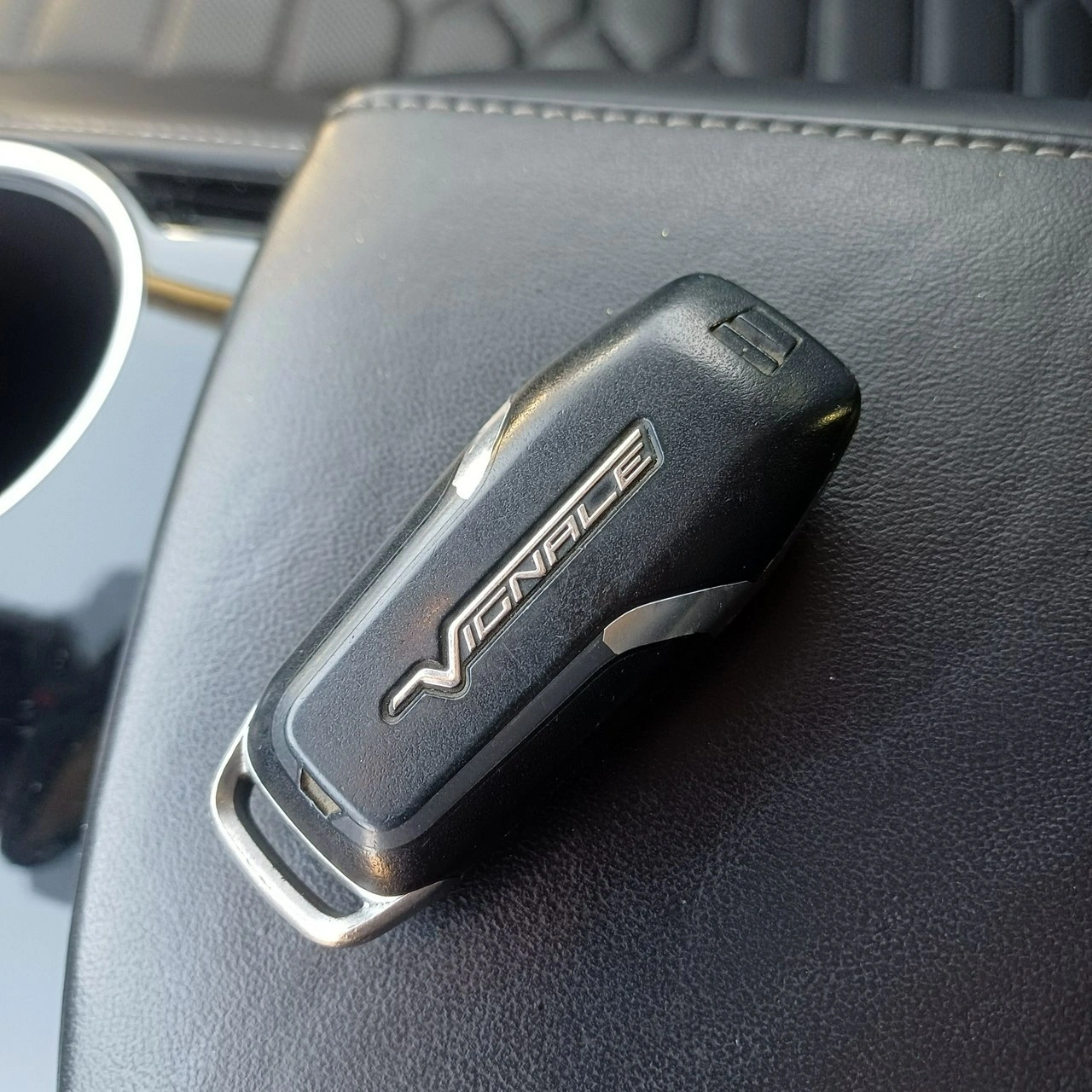 Ford Mondeo - Zdjęcie 30