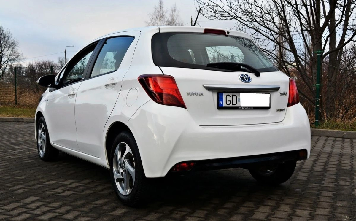 Toyota Yaris - Zdjęcie 4