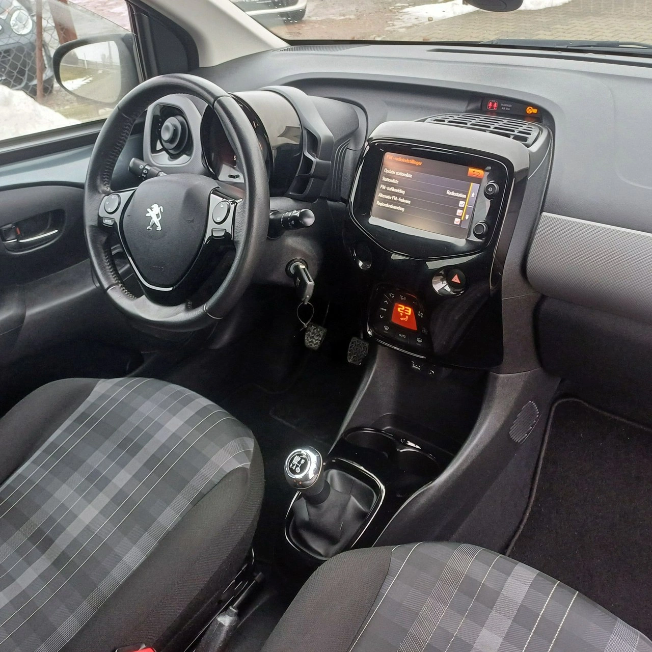 Peugeot 108 - Zdjęcie 10