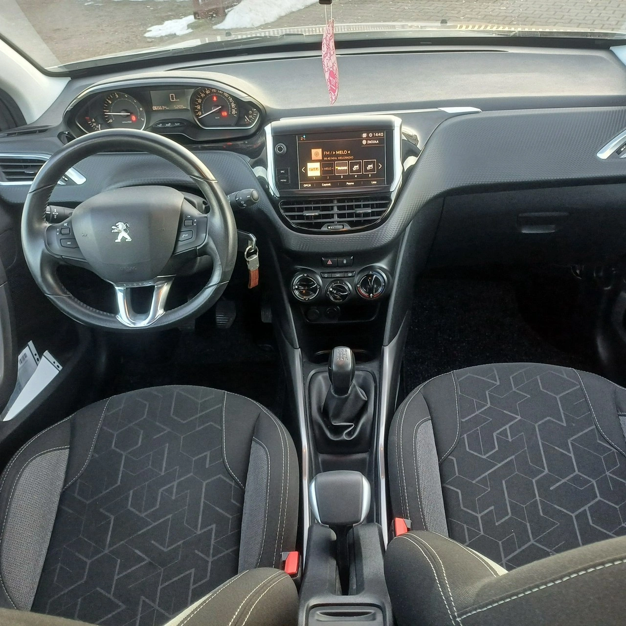 Peugeot 2008 - Zdjęcie 10