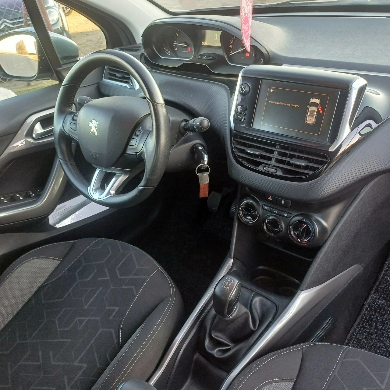 Peugeot 2008 - Zdjęcie 13