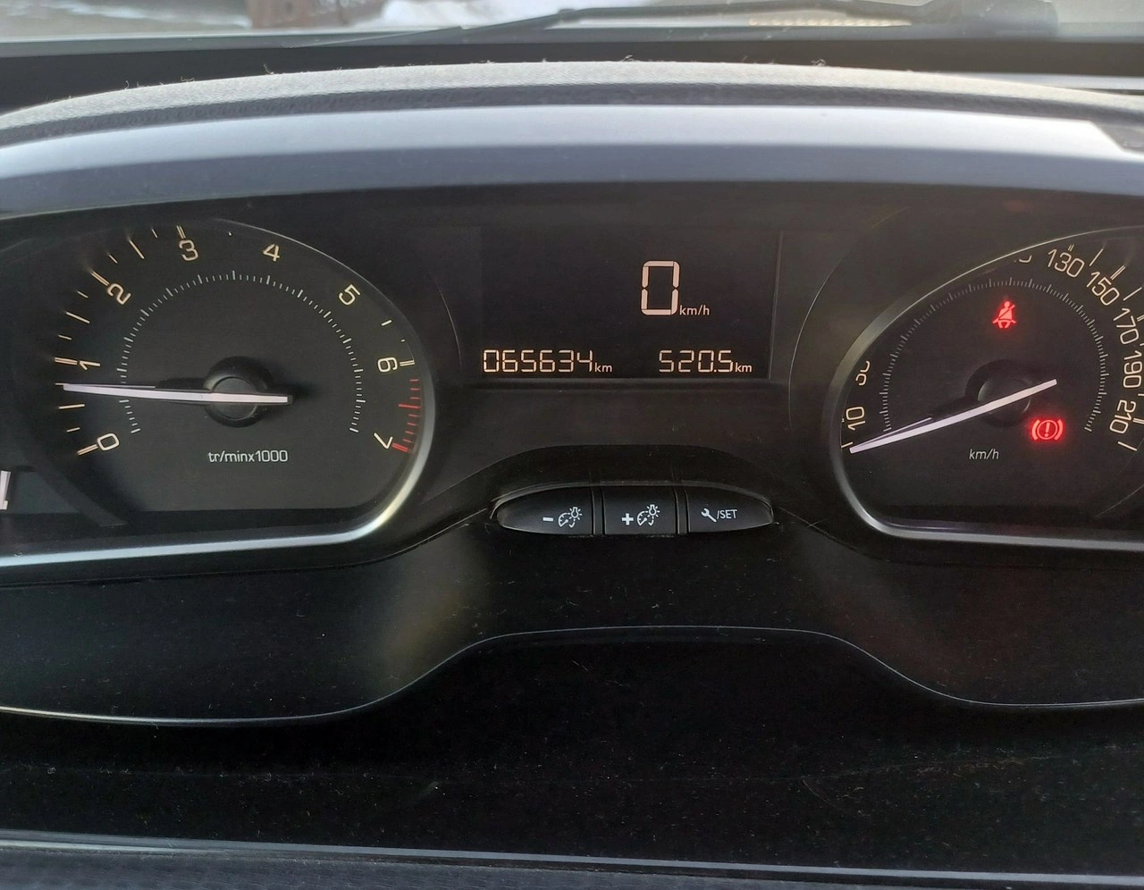 Peugeot 2008 - Zdjęcie 15