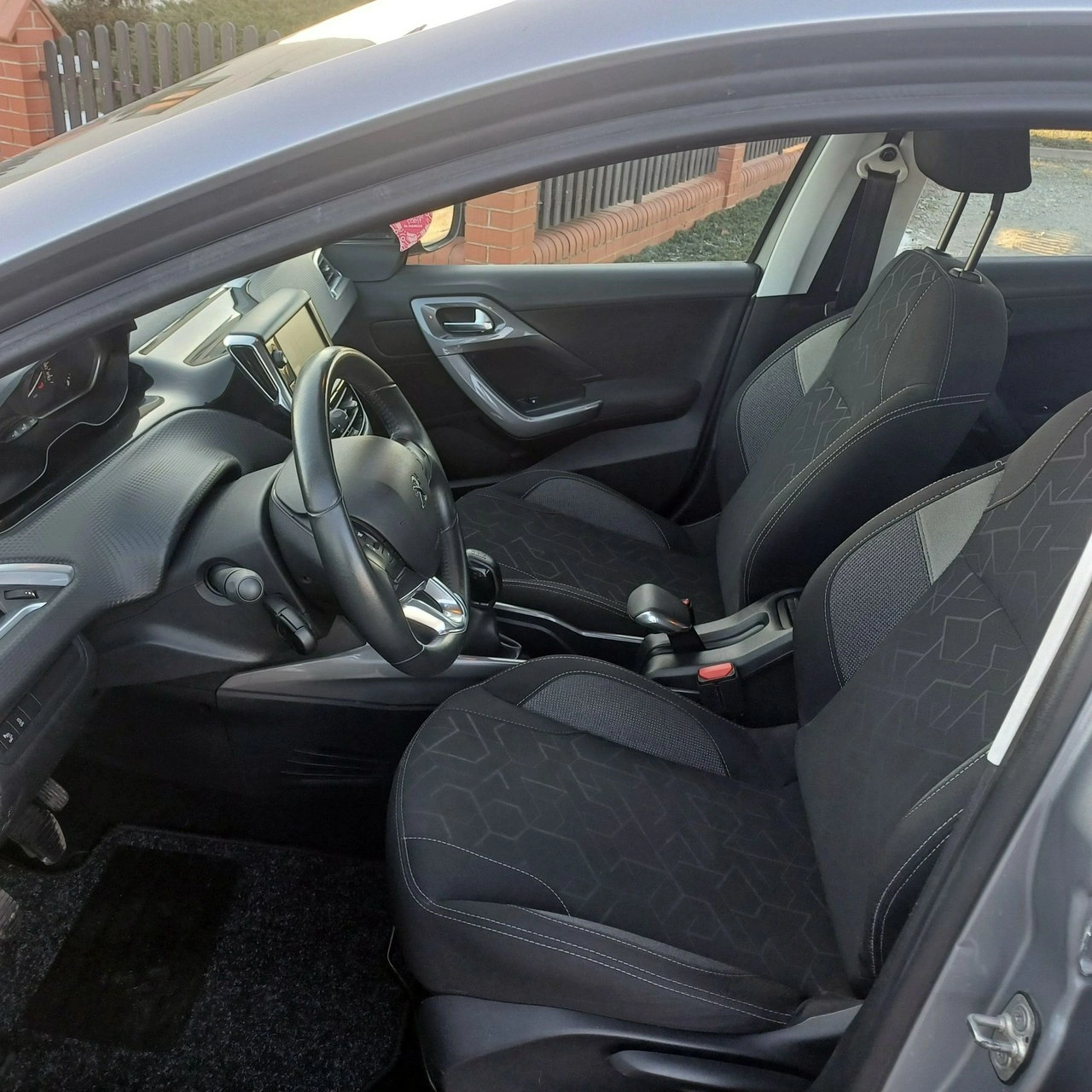 Peugeot 2008 - Zdjęcie 7