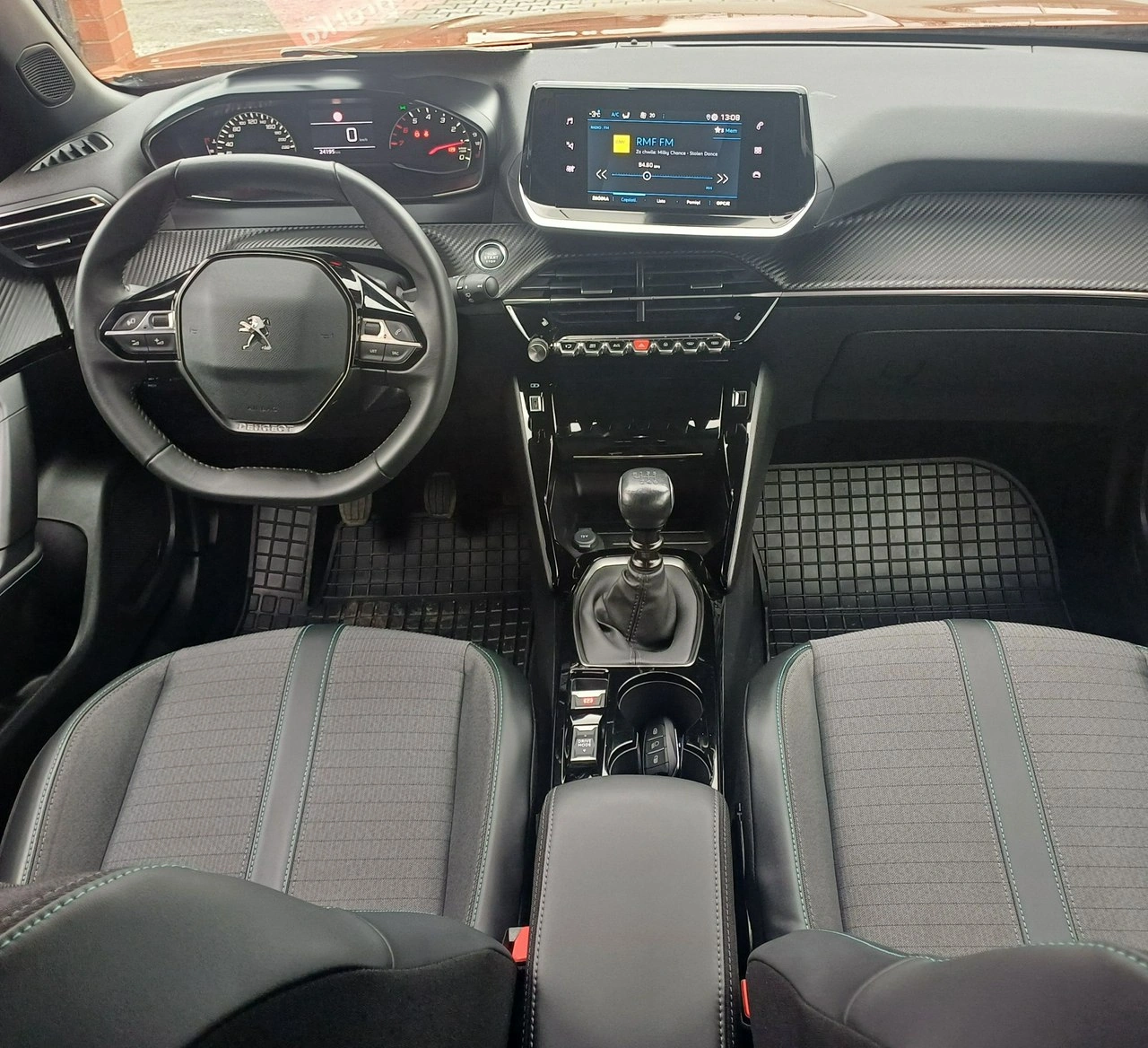 Peugeot 2008 - Zdjęcie 10