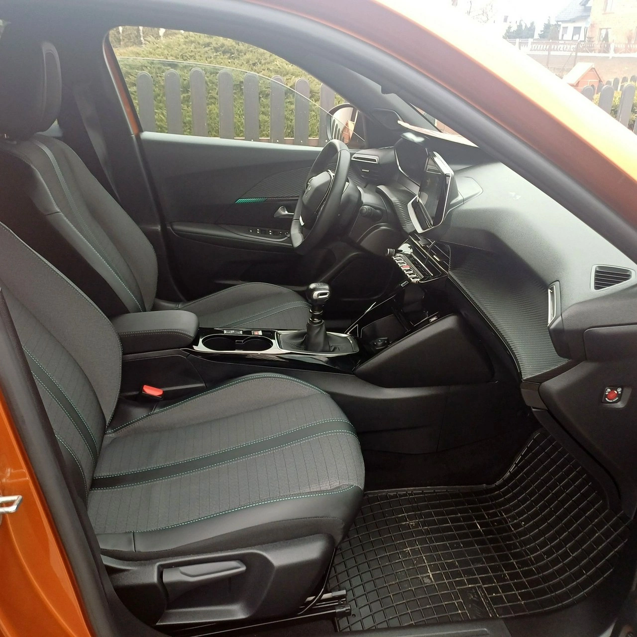 Peugeot 2008 - Zdjęcie 12