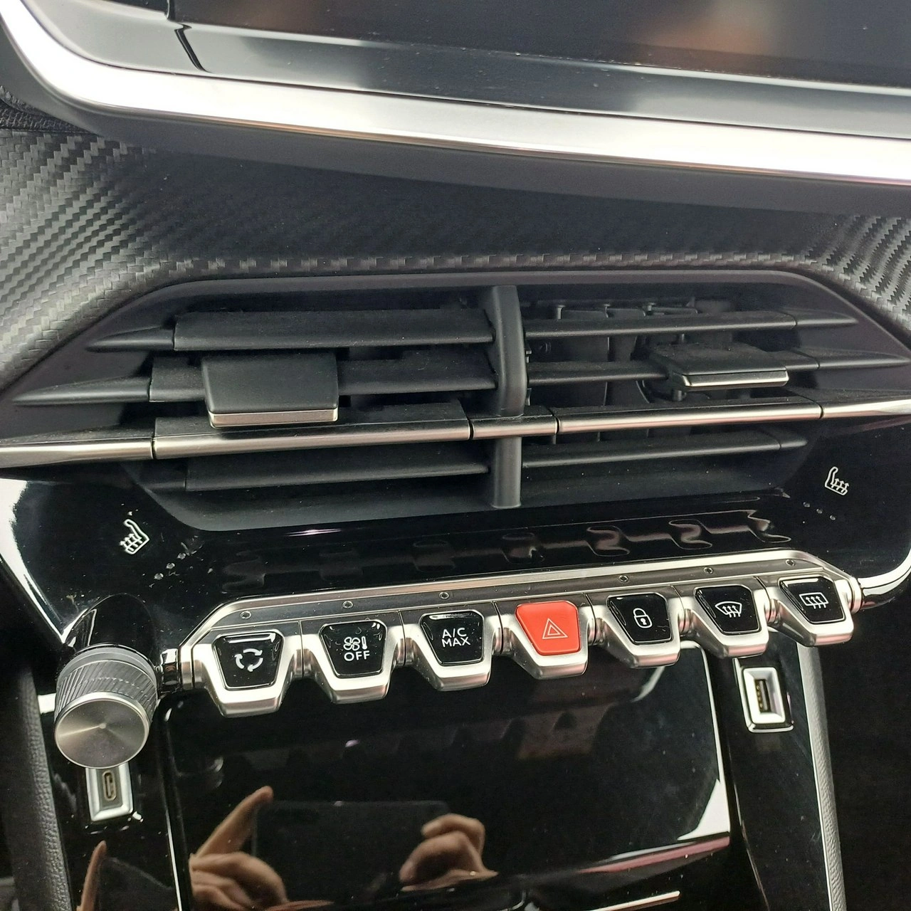 Peugeot 2008 - Zdjęcie 15