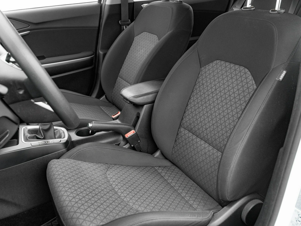 Kia Ceed - Zdjęcie 11