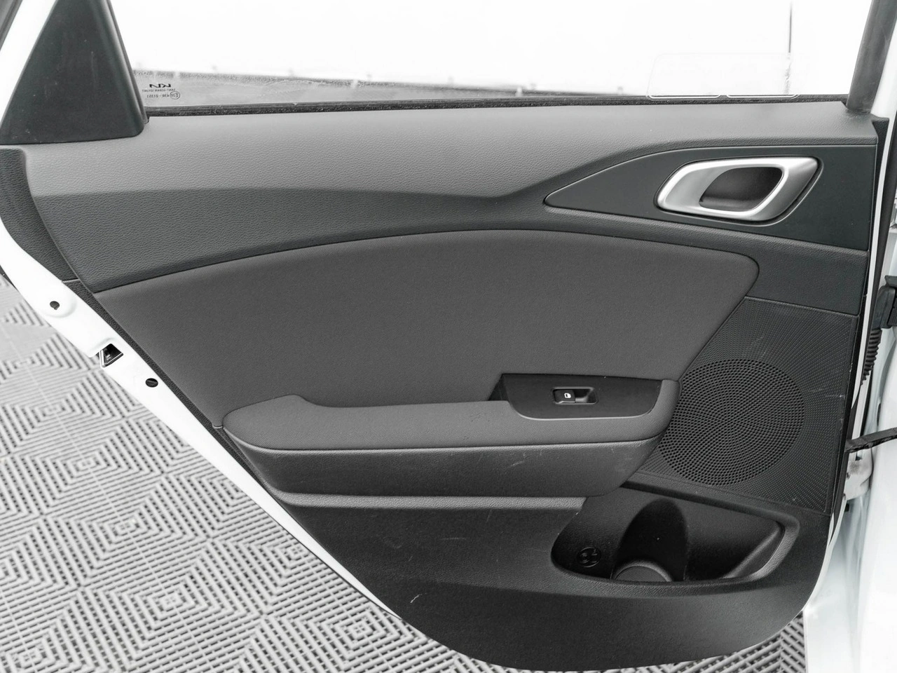 Kia Ceed - Zdjęcie 18