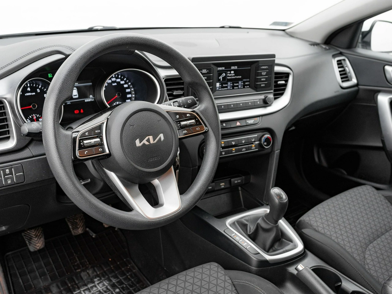 Kia Ceed - Zdjęcie 5