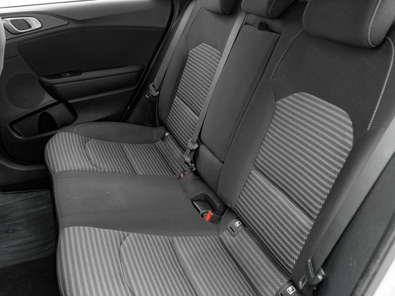 Kia Ceed - Zdjęcie 22