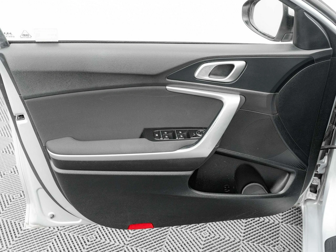 Kia Ceed - Zdjęcie 8