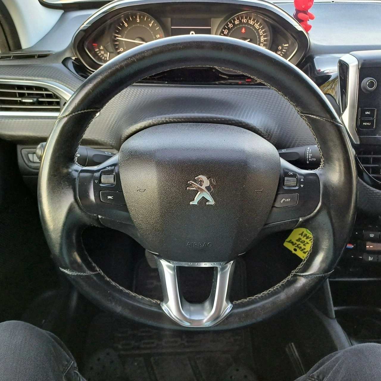 Peugeot 208 - Zdjęcie 12