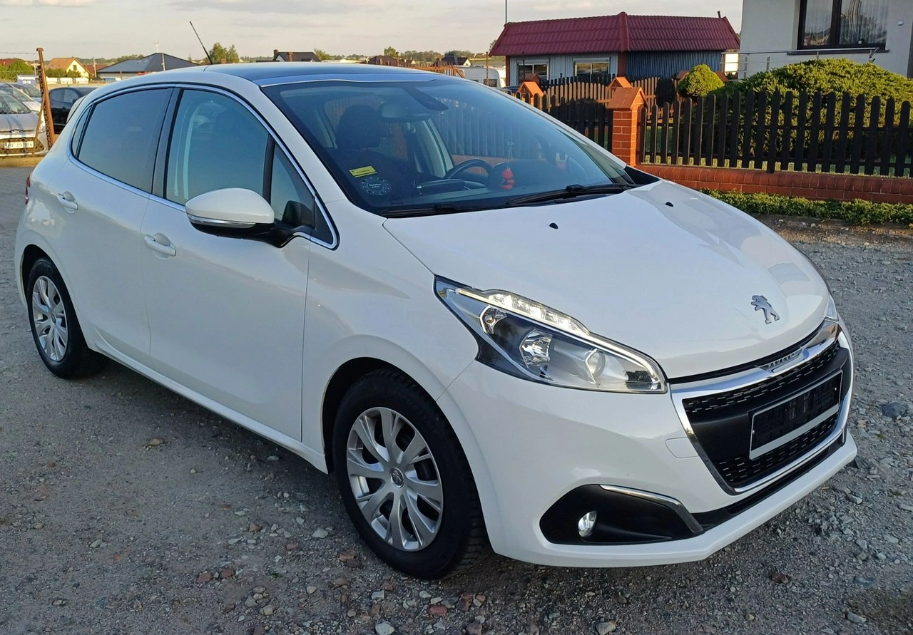 Peugeot 208 - Zdjęcie 1