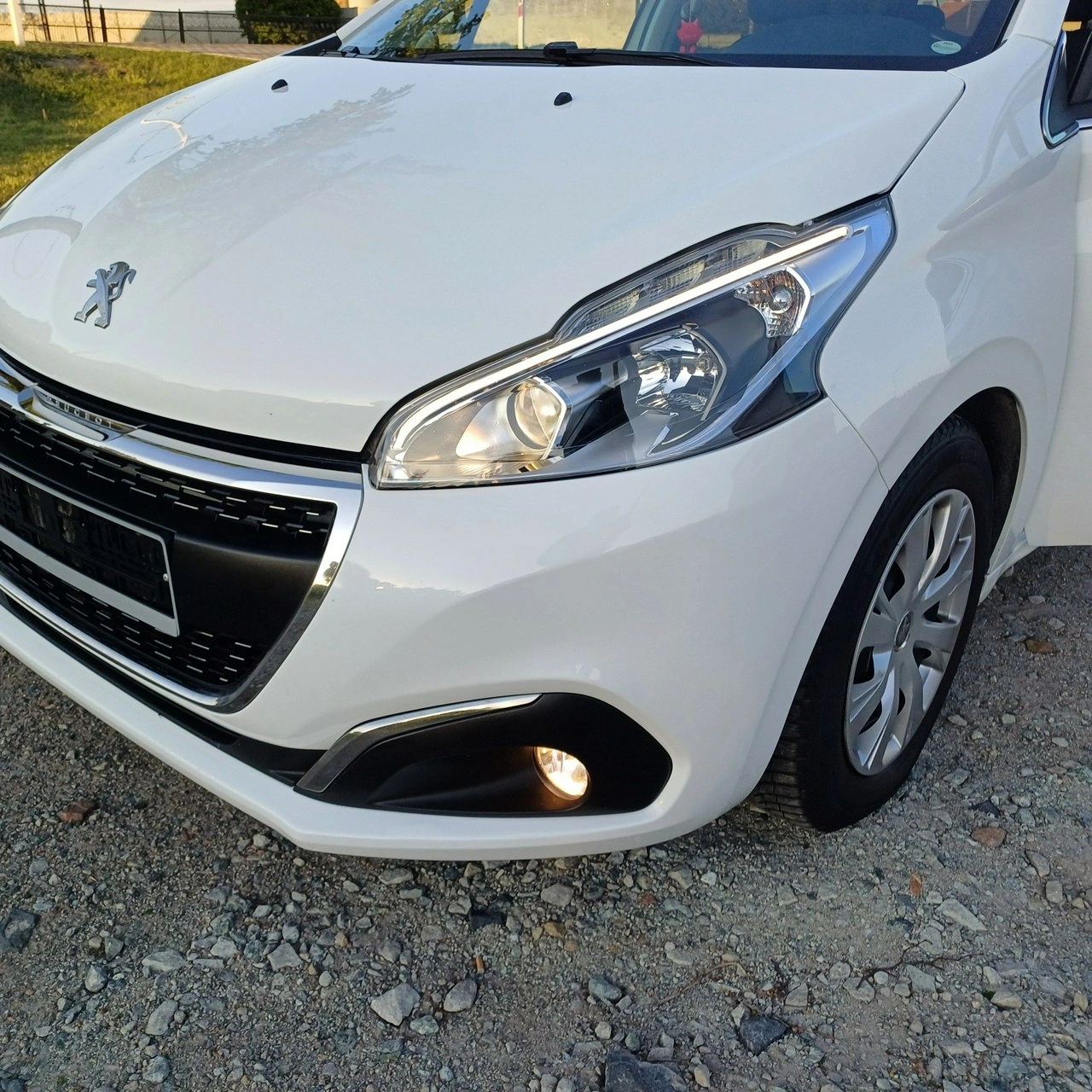 Peugeot 208 - Zdjęcie 6