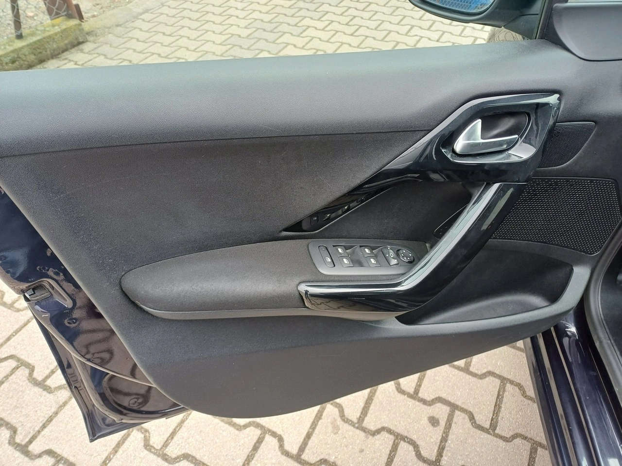 Peugeot 208 - Zdjęcie 15