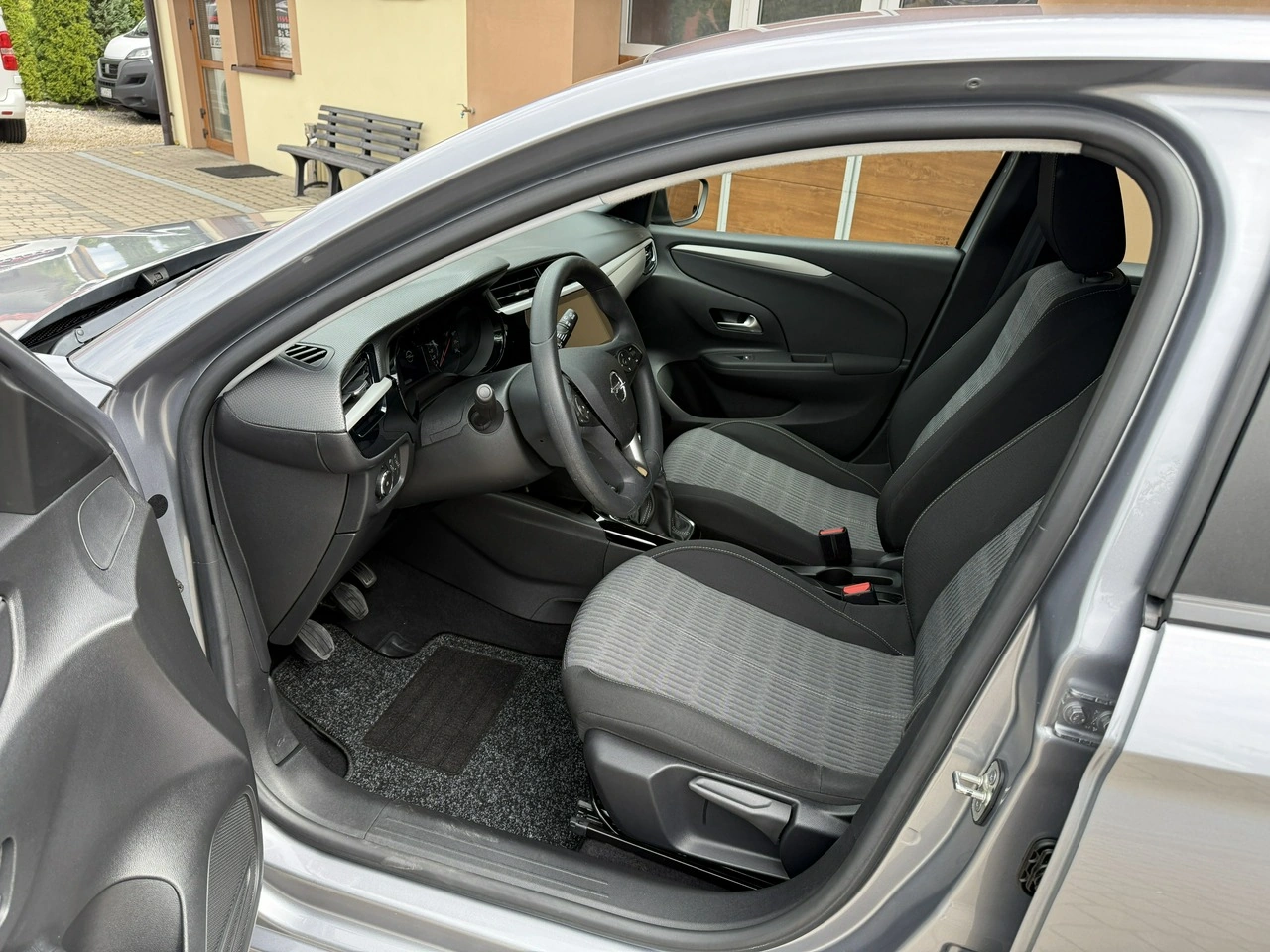 Opel Corsa - Zdjęcie 20