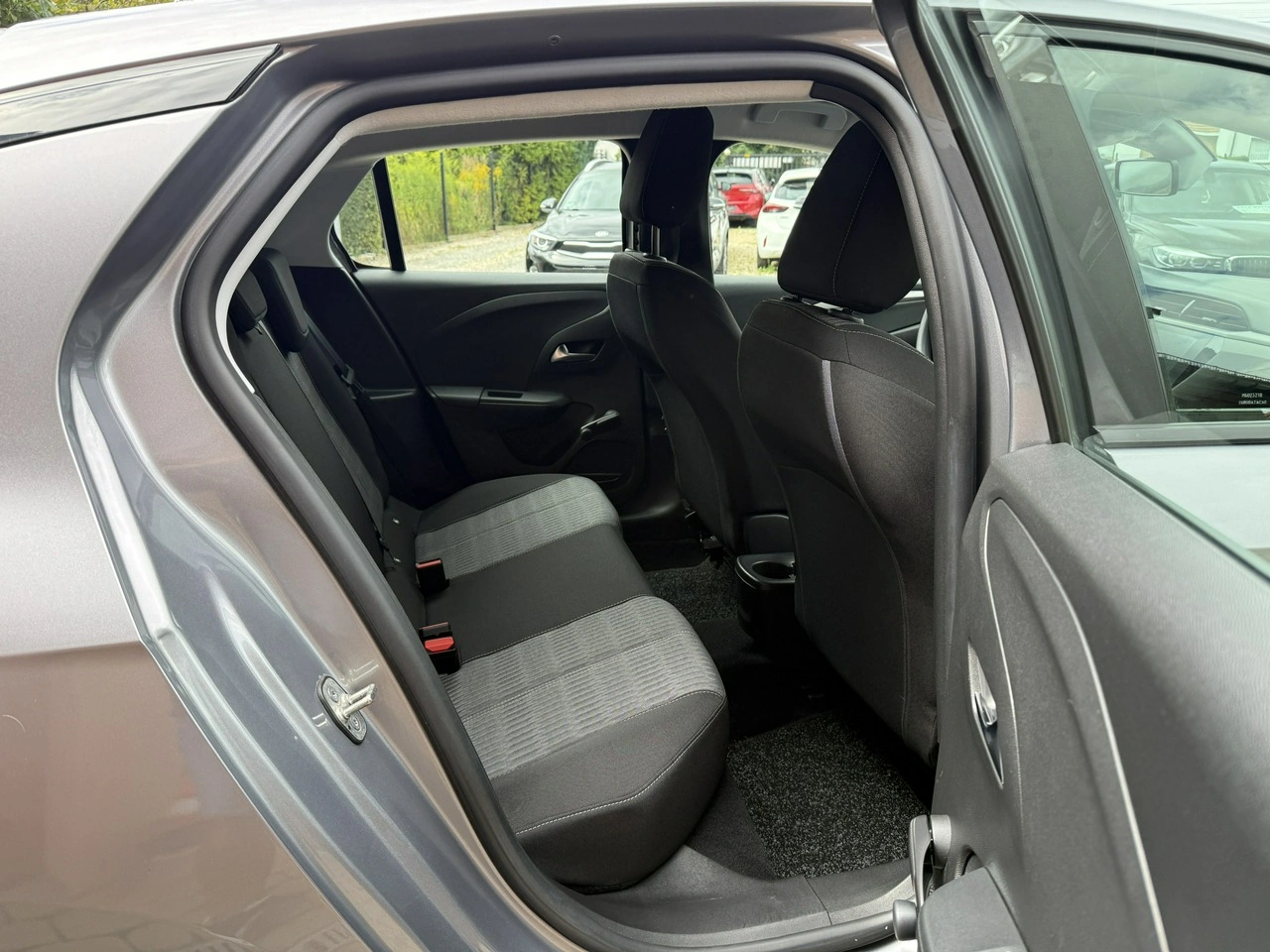 Opel Corsa - Zdjęcie 23