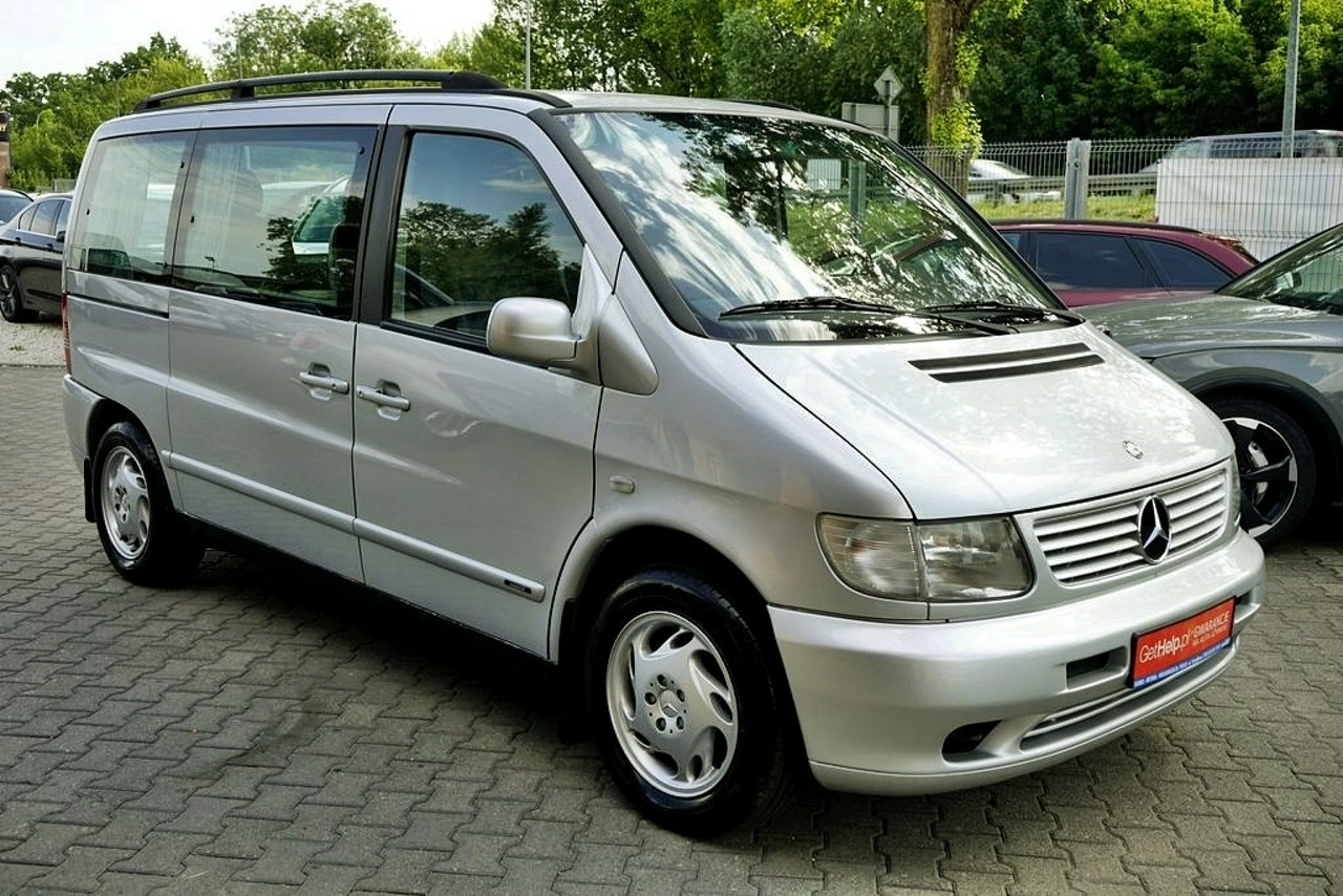 Mercedes V 220 - Zdjęcie 9