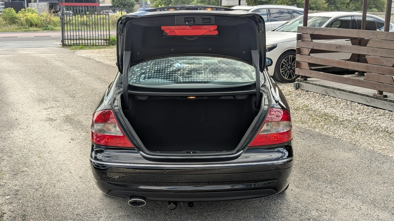Mercedes CLK 220 - Zdjęcie 36