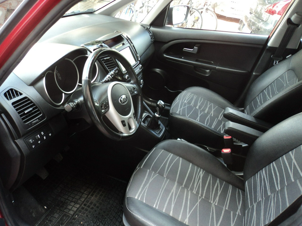 Kia Venga - Zdjęcie 11