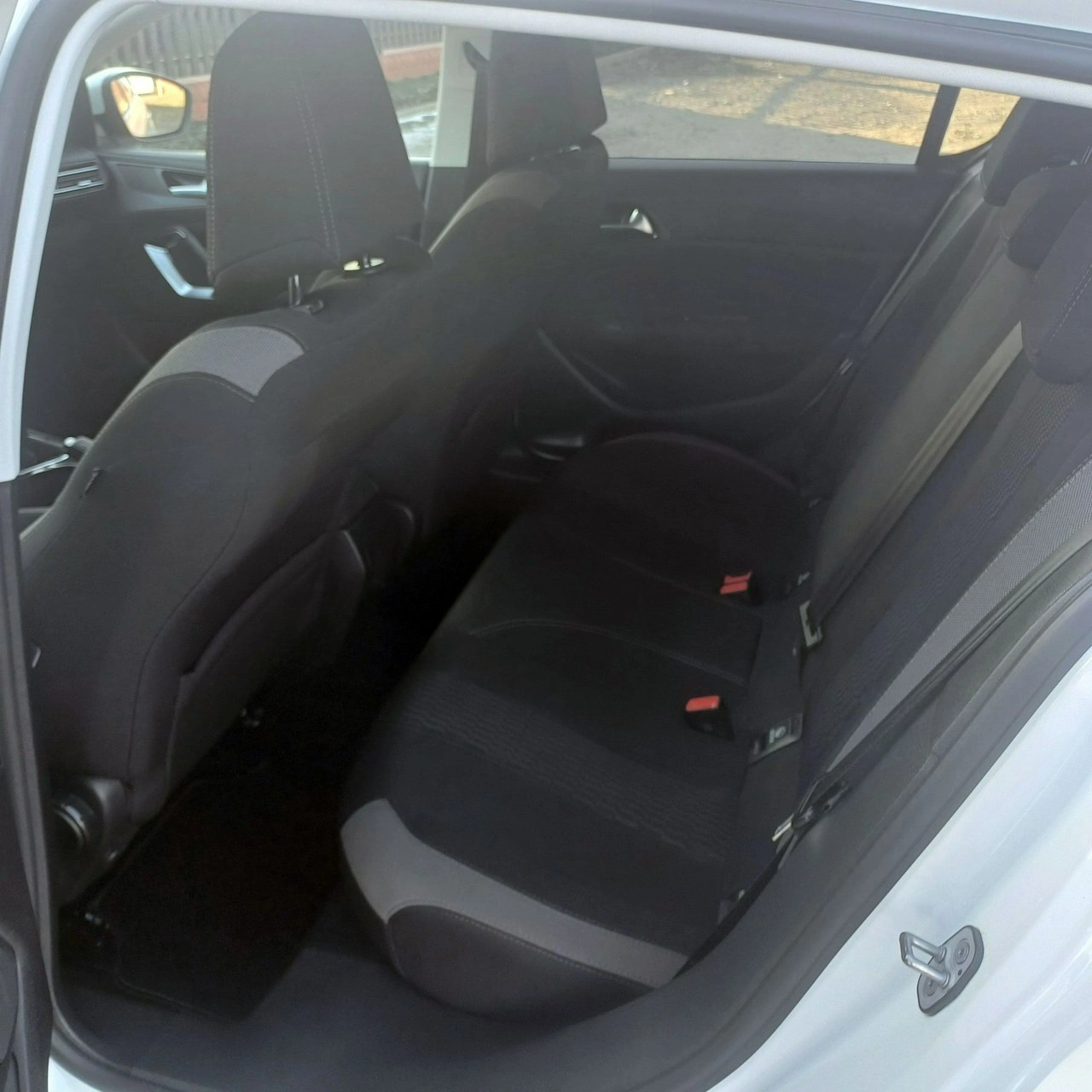 Peugeot 308 - Zdjęcie 10