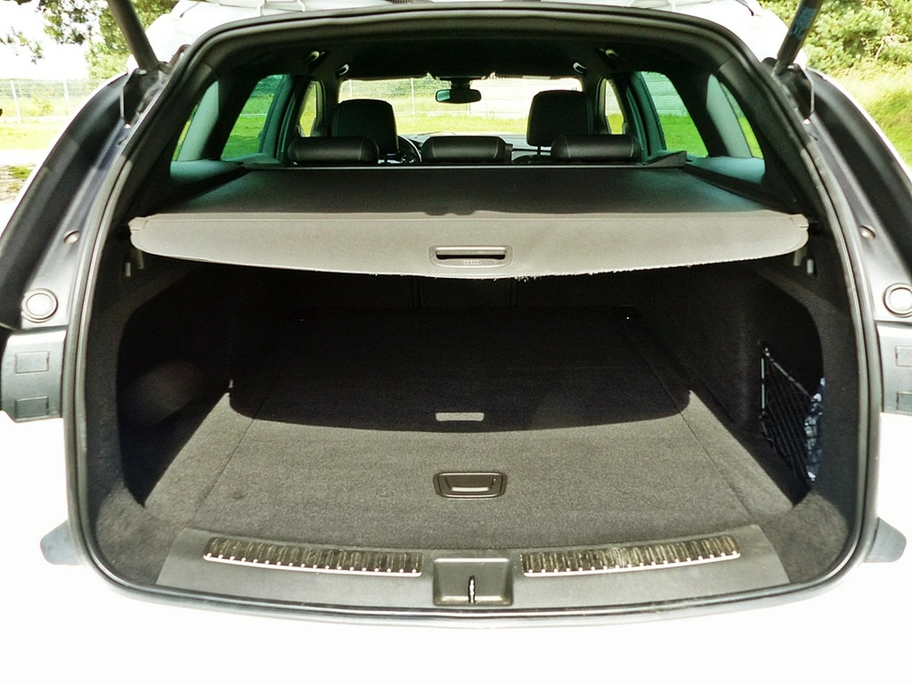Opel Insignia Sports Tourer - Zdjęcie 9