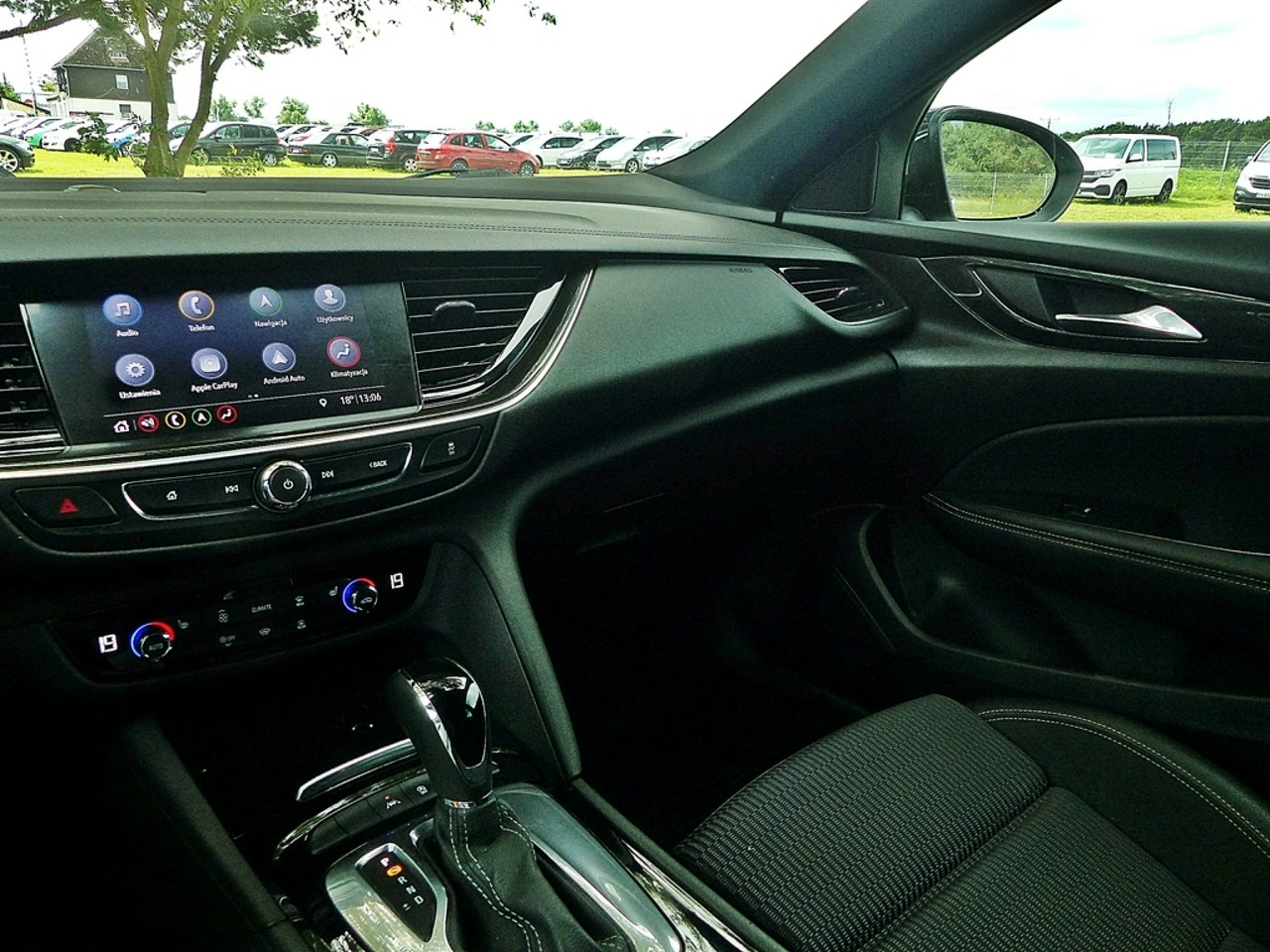 Opel Insignia Sports Tourer - Zdjęcie 33